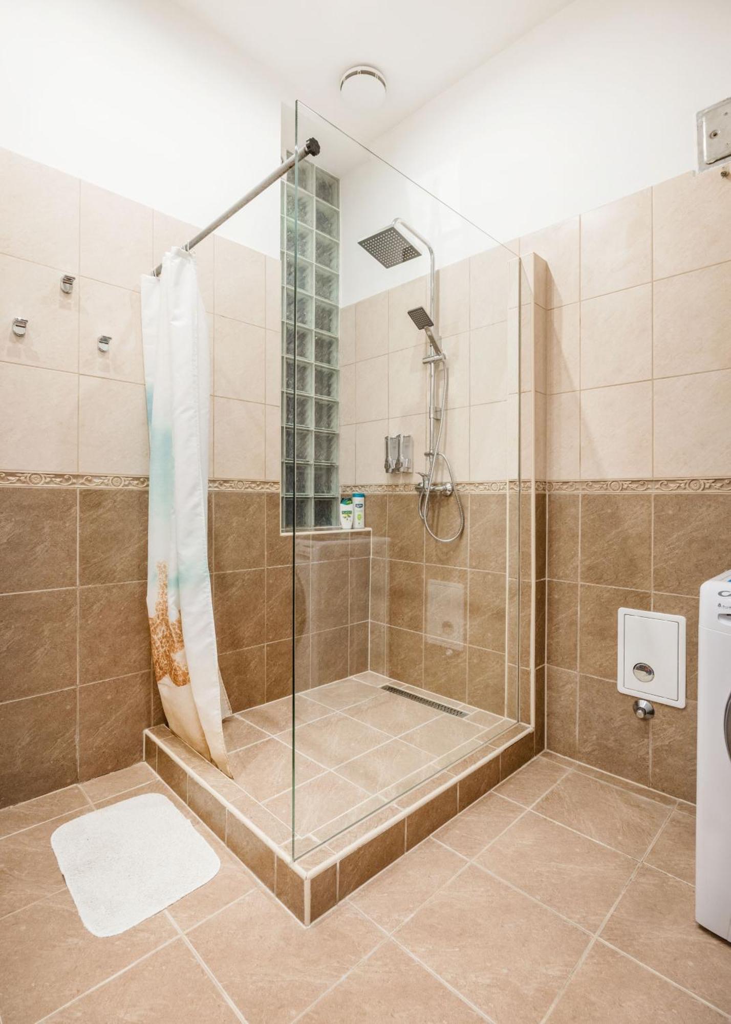 Modern Westend Citycenter Home Budapest Luaran gambar
